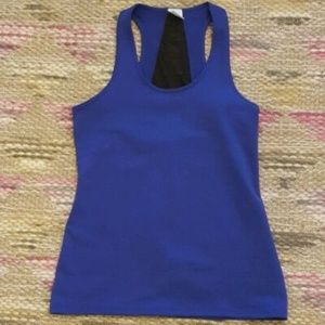 Yummie By Heather Thomson Woman Hudson workout top